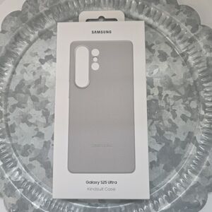 ⭐️40% Off⭐️ Samsung Galaxy S25 Ultra Kindsuit Case in Grey